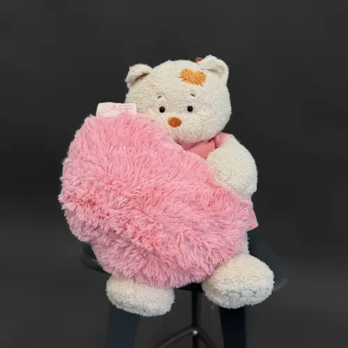 Мягкая игрушка Кошка Мэри в пудровом платье с сердцем подушкой пушистой