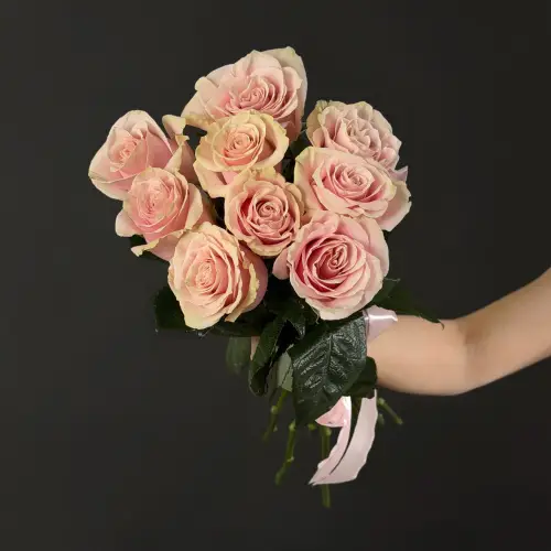 Букет из 9 нежно-розовых роз