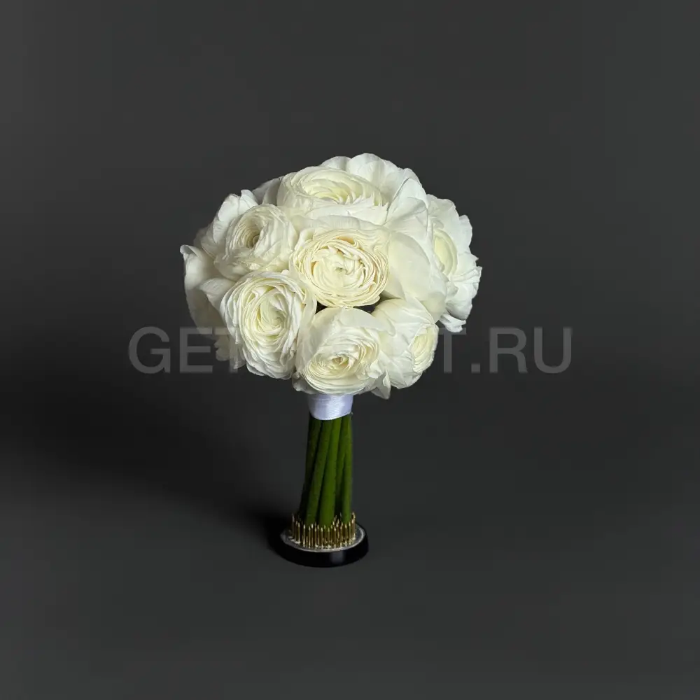 230118 Букет невесты из ранункулюсов