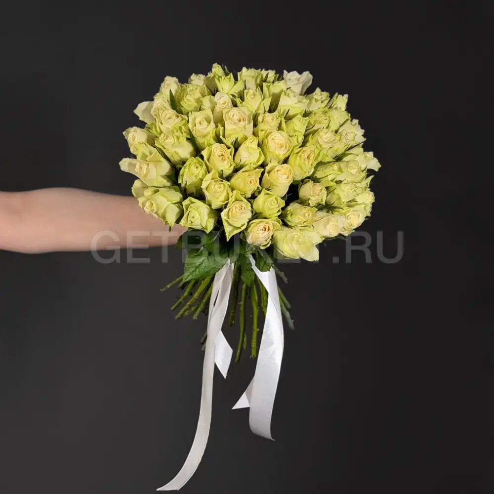 62937 Букет из 51 белой кенийской розы